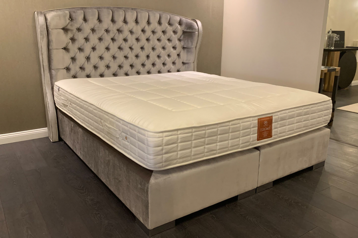 Boxspringbett „Chevalier“ inkl. 7-Zonen Taschenfederkernmatratze